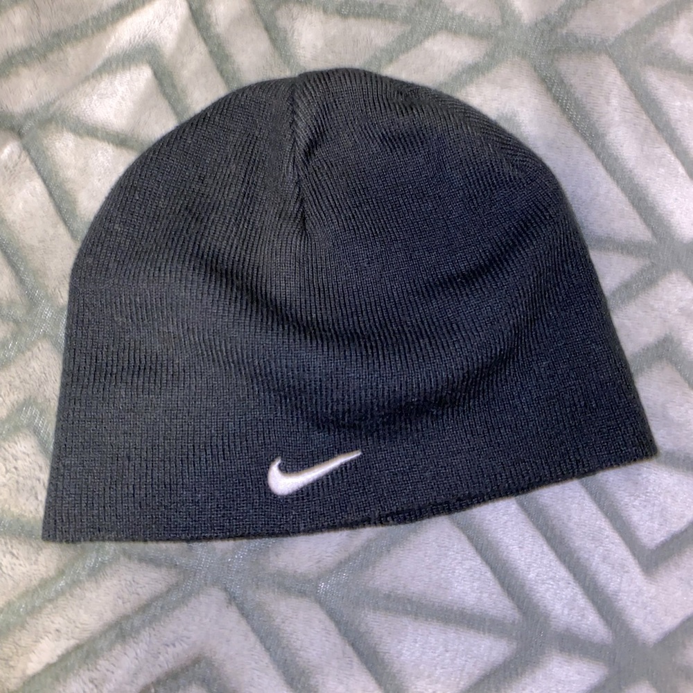 Lightweight nike beanie